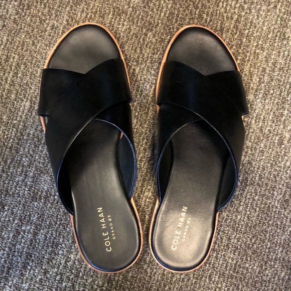 anica criss cross sandal